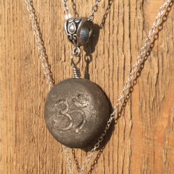 om